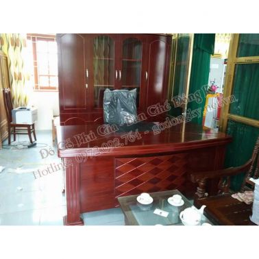 https://www.godongky.net.vn//hinh-anh/images/ban-lam-viec/ban%20ghe2.jpg